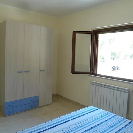 Bilocale A 200 M Dalla * Vieste